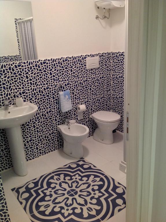 Cortile Azzurro Hotel Трапани Екстериор снимка