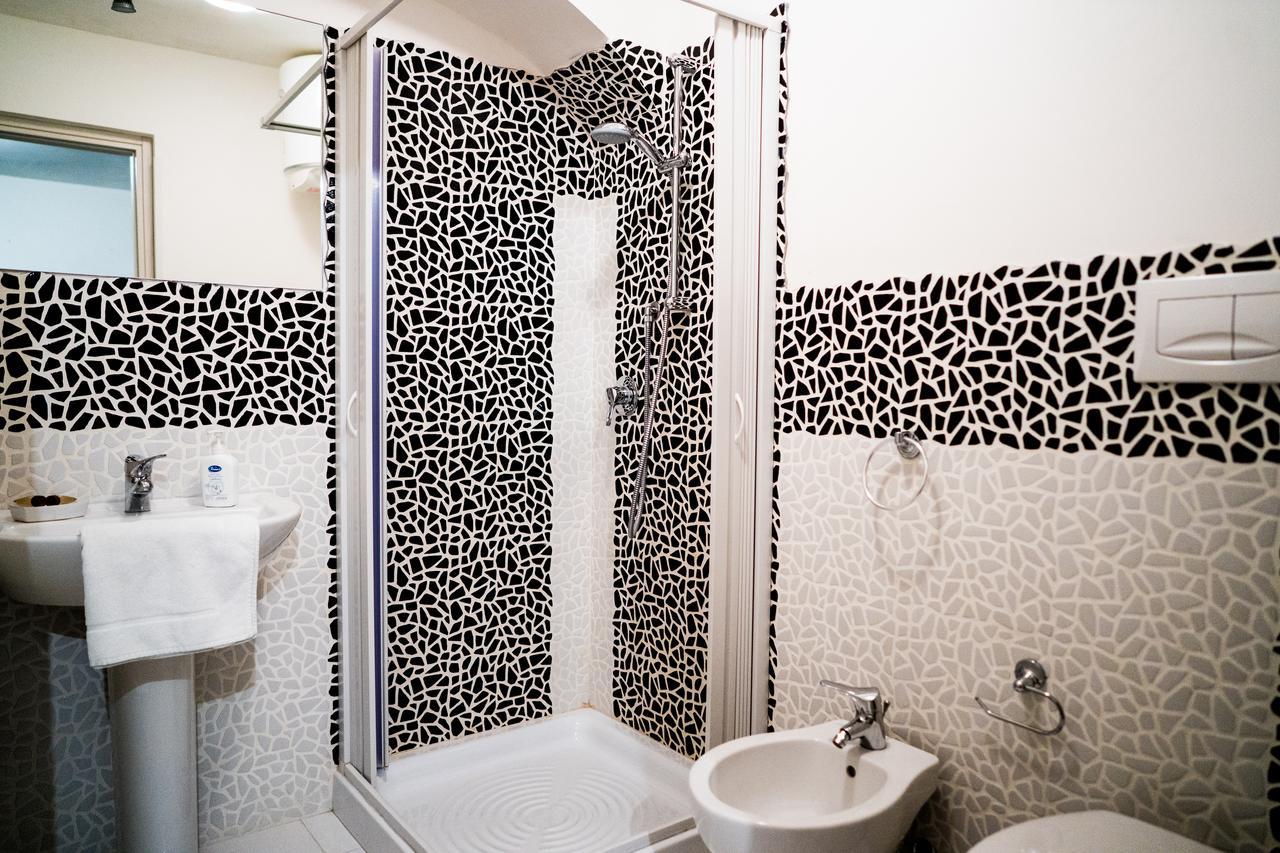 Cortile Azzurro Hotel Трапани Екстериор снимка