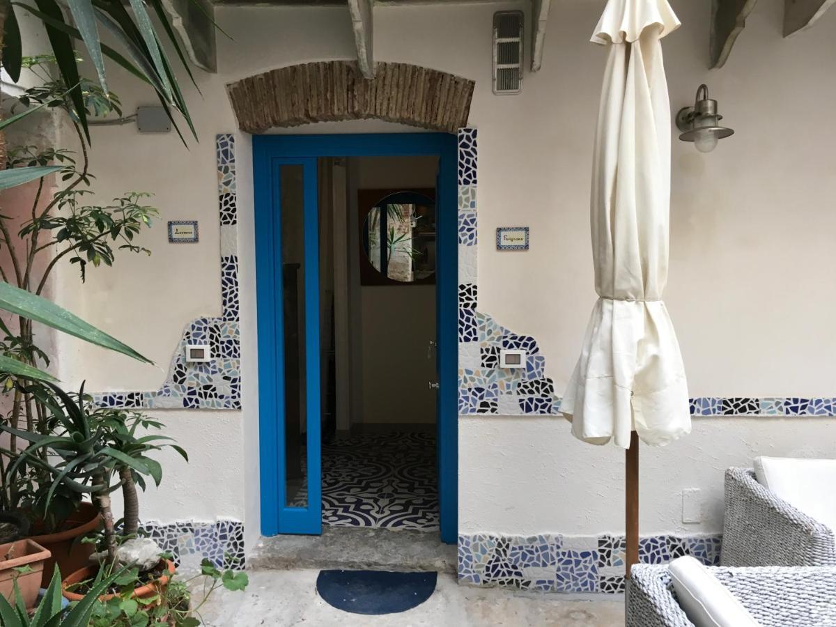Cortile Azzurro Hotel Трапани Екстериор снимка